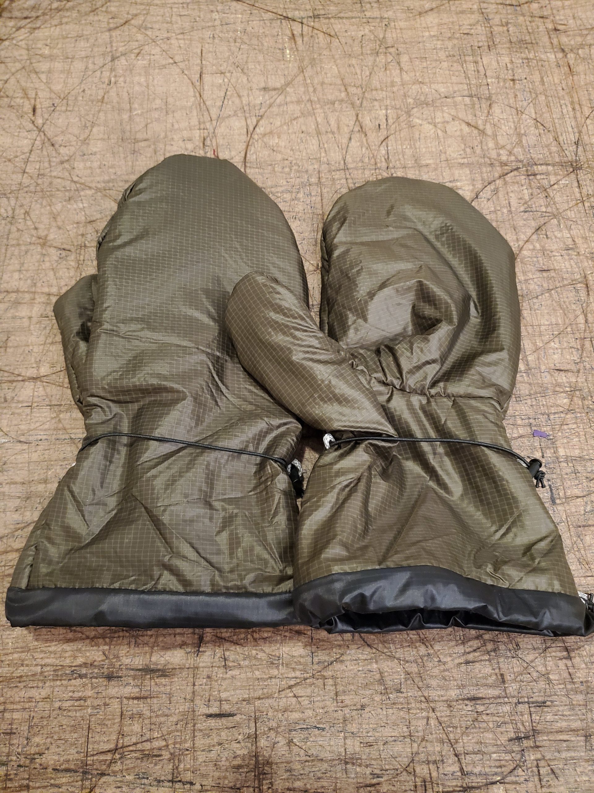 Argon 90/Alpha Mittens (Stock)